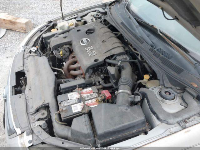 Nissan Altima 2.5 S Image 2