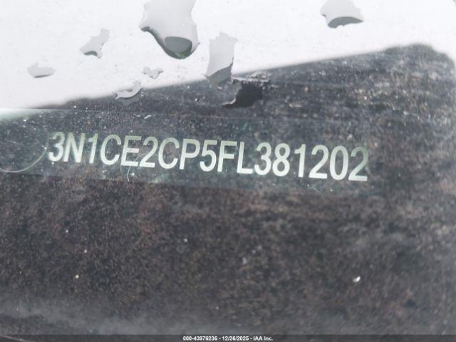 Nissan Versa Image 3