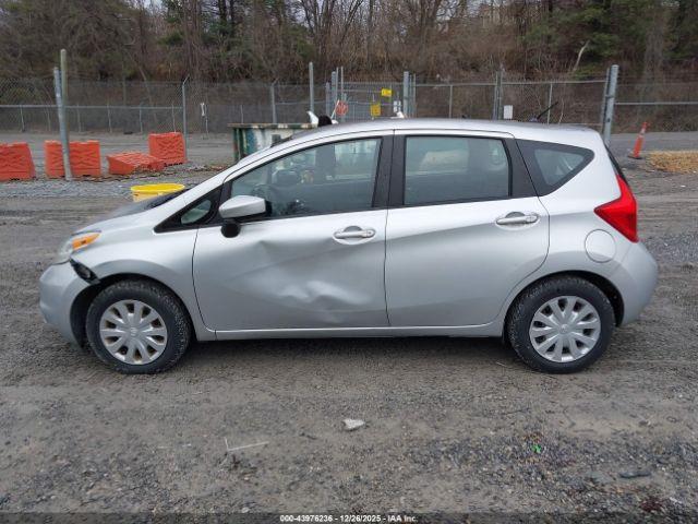 Nissan Versa Image 7