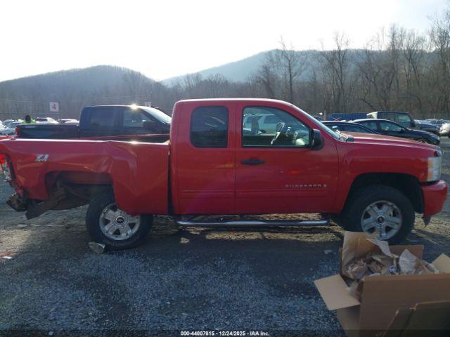 Chevrolet Silverado 1500 Lt Image 7