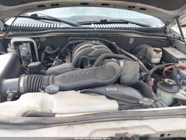 Ford Explorer Limited Image 3