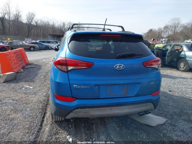 Hyundai TUCSON Night Image 14