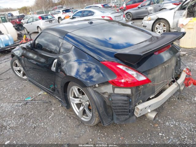 Nissan 370Z Touring Image 17