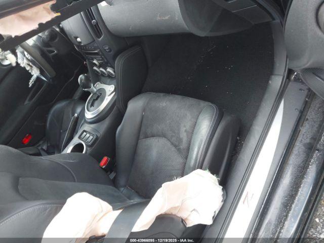 Nissan 370Z Touring Image 6