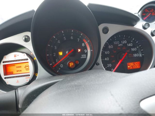 Nissan 370Z Touring Image 16