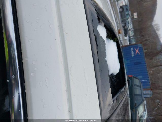 Cadillac XTS Premium Image 19