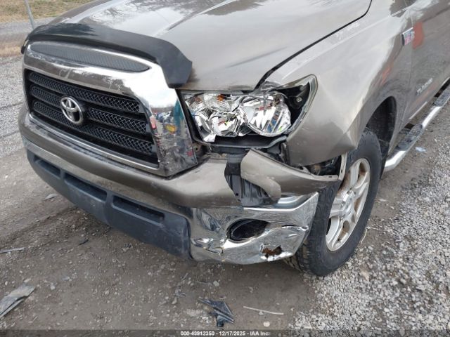 Toyota Tundra Sr5 5.7l V8 Image 4