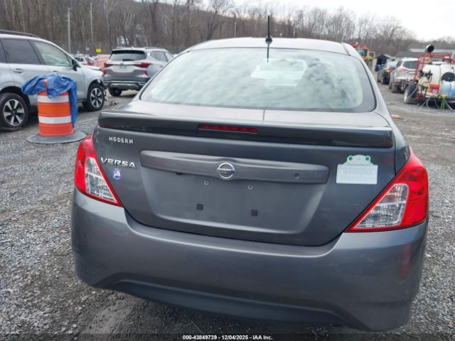 Nissan Versa 1.6 S+ Image 13