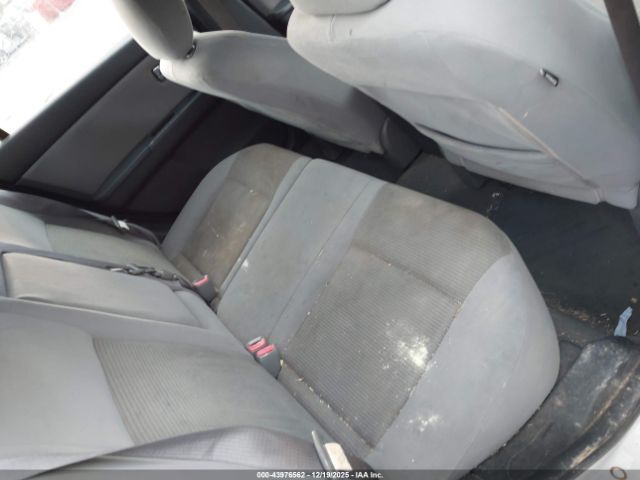 Nissan Sentra 2.0s Image 15