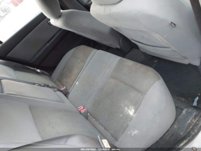 Nissan Sentra 2.0s Image 15