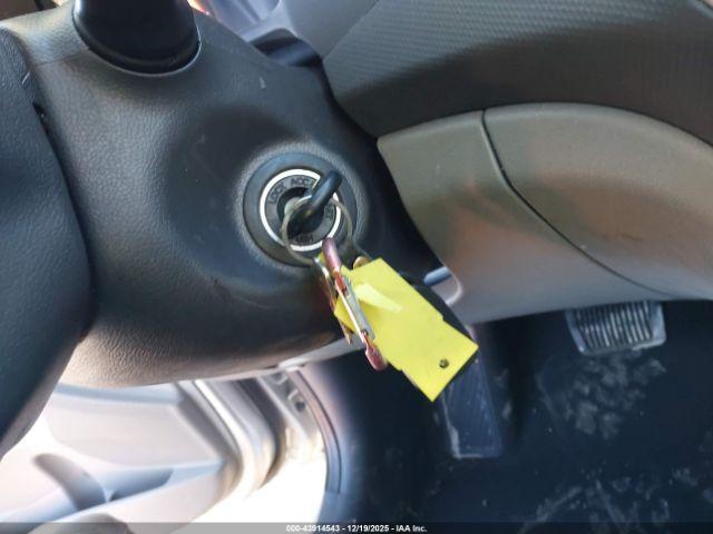 Hyundai ACCENT Gls Image 14