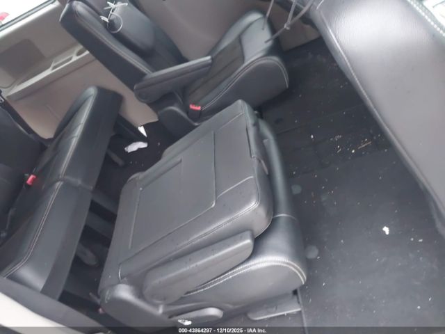 Dodge Grand Caravan Sxt Image 8