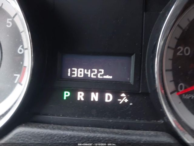 Dodge Grand Caravan Sxt Image 2